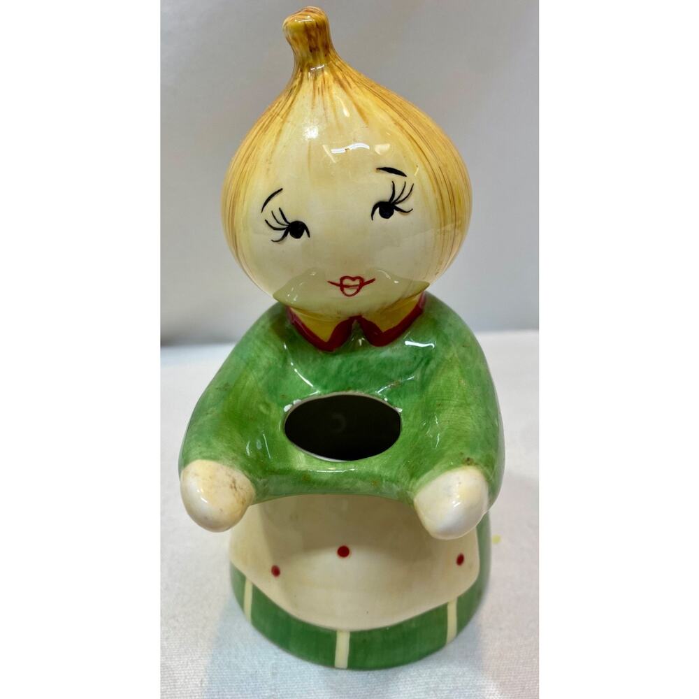 Vintage Kitschy Onion Head Girl measure spoon holder Seasons of Cannon Falls 6”